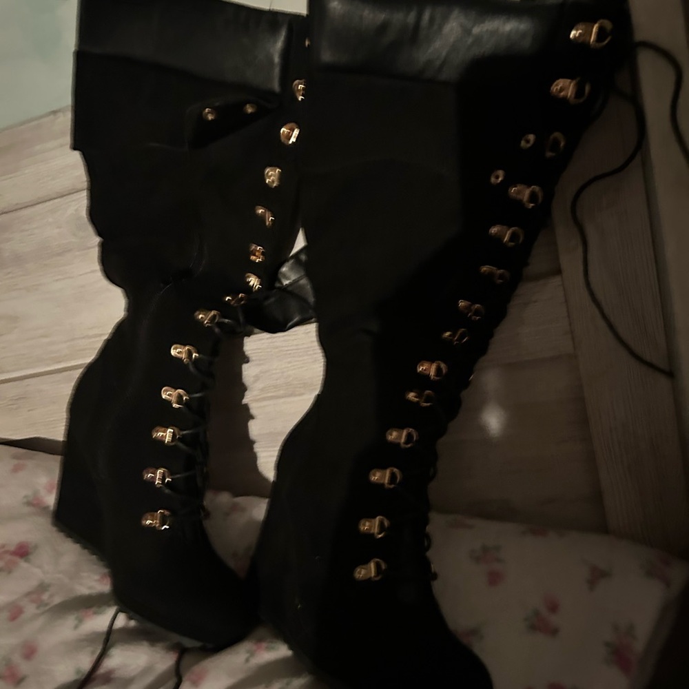 Brand new sexy boots